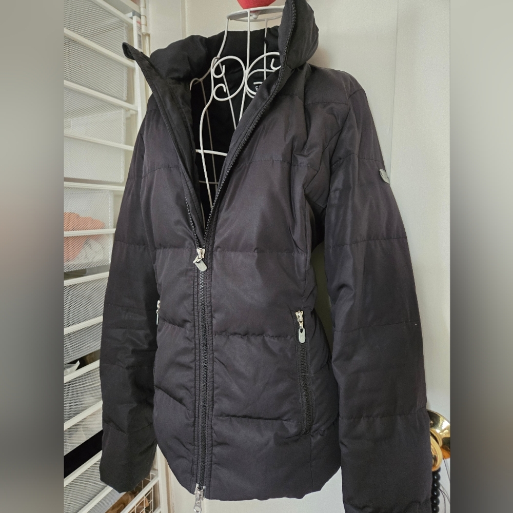 Escada Down Jacket Black Size38 Good Condition.